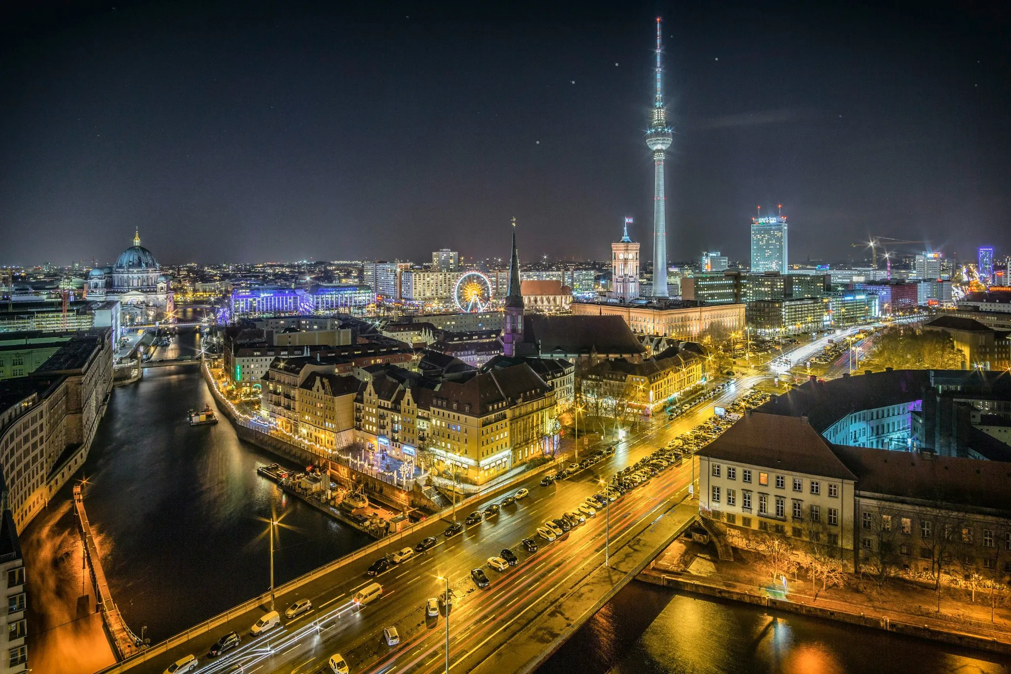 ul. Długa 18, 00-238 Warszawa, Poland